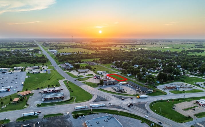 Pictures of Land property located at 1 Ash Avenue, Wagoner, OK 74467 for sales - image #1
