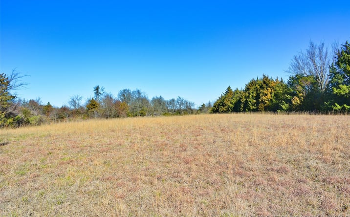 Pictures of Land property located at 15 N 4247, Hugo, OK 74743 for sales - image #1