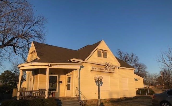 Pictures of Retail property located at 427 W Carl Albert Parkway, McAlester, OK 74501 for sales - image #1