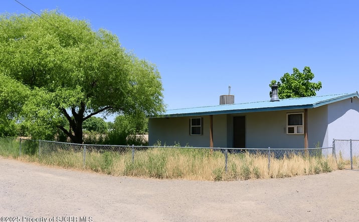 Pictures of Multifamily property located at 19 ROAD 4870, Bloomfield, NM 87413 for sales - image #1