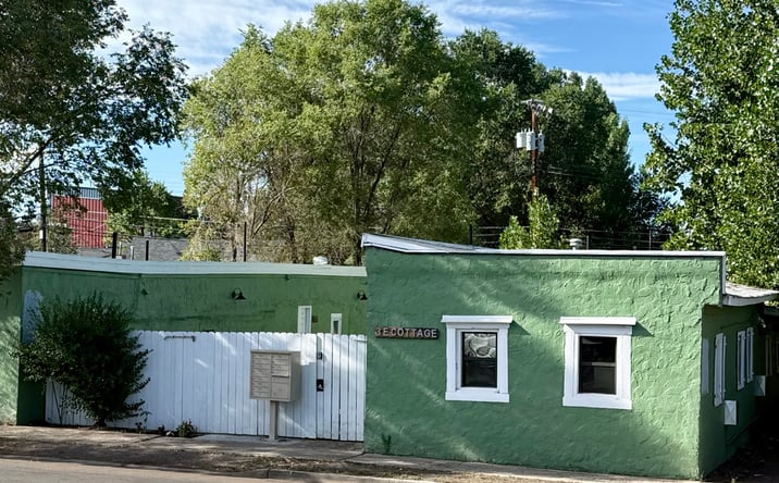 Pictures of Multifamily property located at 3 E Cottage Ave, Flagstaff, AZ 86001 for sales - image #1