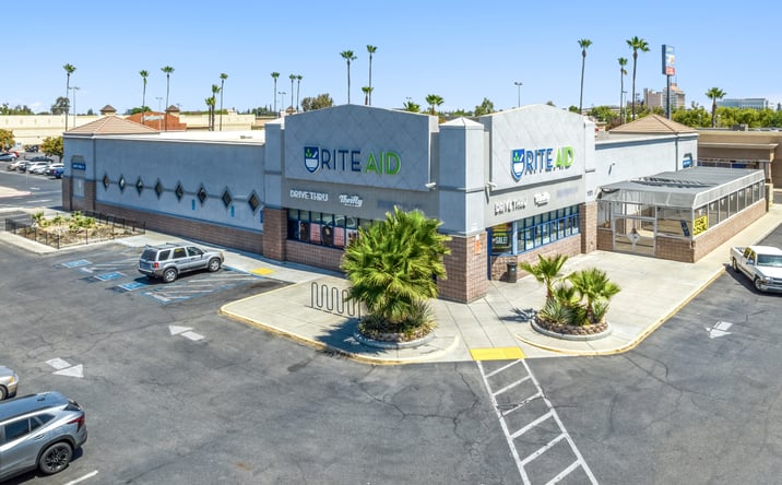 Pictures of Retail property located at 1101 Fresno St, Fresno, CA 93706 for sales - image #1