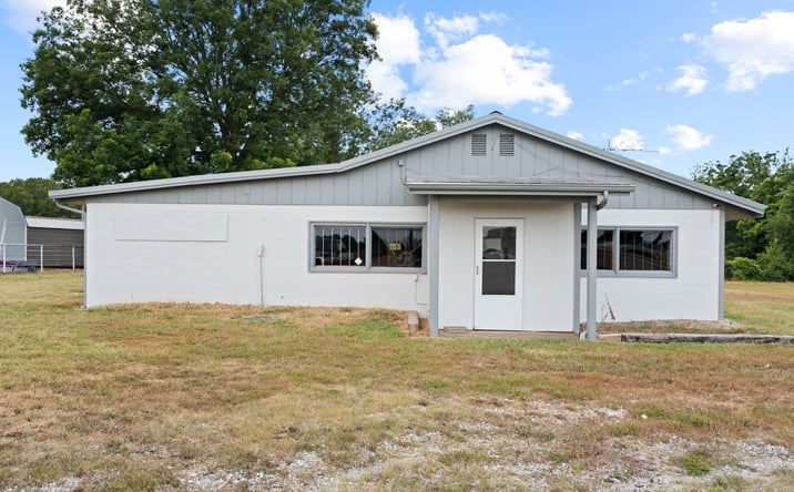 Pictures of Mixed Use, Office, Retail property located at 26601 South 655 Road, Grove, OK 74344 for sales - image #1