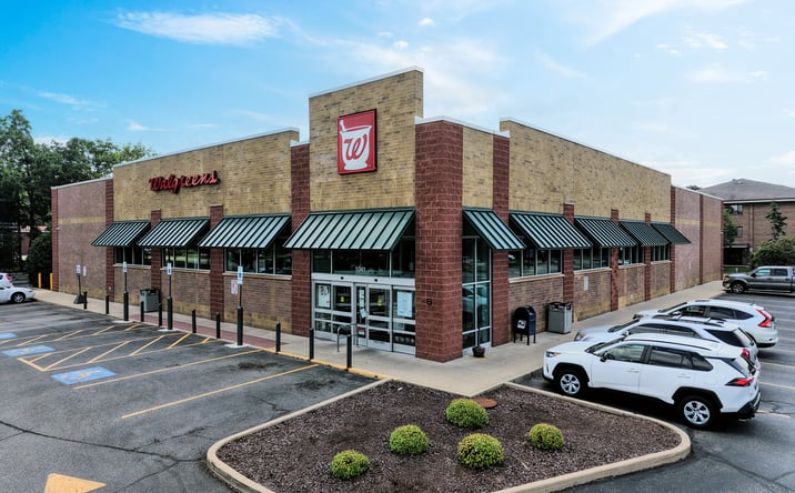 Pictures of Retail property located at 1041 W Main St, Whitewater, WI 53190 for sales - image #1