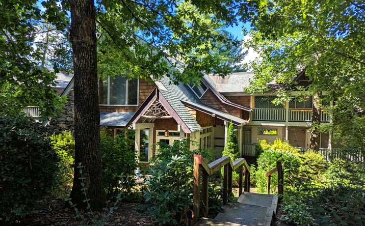image of property at 447 LILY PAD LN Flat Rock NC 28731-9503