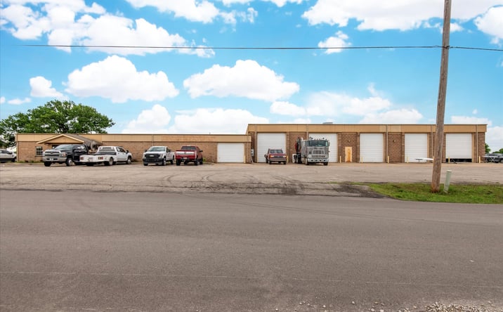 Pictures of Industrial property located at 4115 NE Minnesota, Bartlesville, OK 74006 for sales - image #1