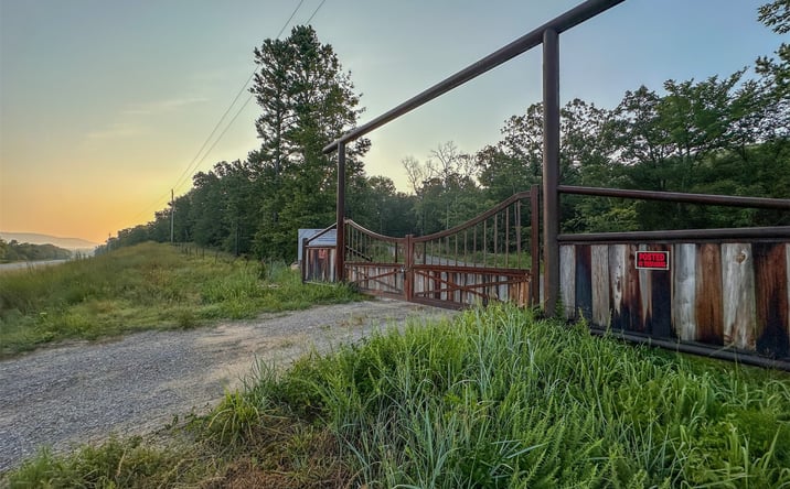 Pictures of Land property located at 1 Moonshine Drive, Clayton, OK 74536 for sales - image #1