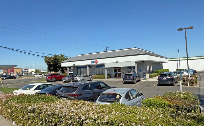 Pictures of Retail property located at 4299 Sonoma Blvd, Vallejo, CA 94589 for sales - image #1