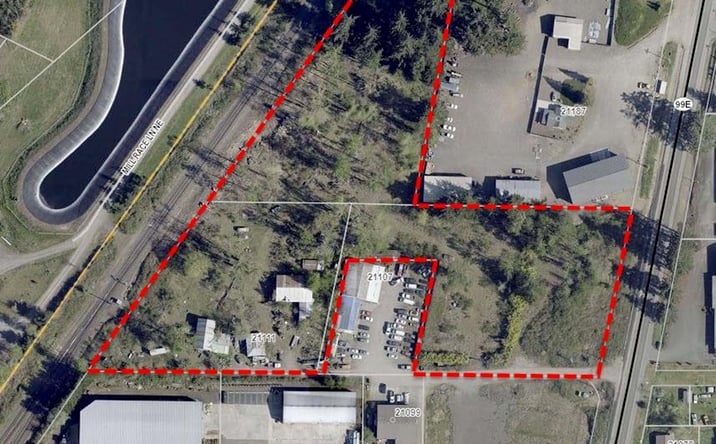 Pictures of Retail, Industrial property located at 21111 & 21115 Highway 99E NE, Aurora, OR 97002 for sales - image #1