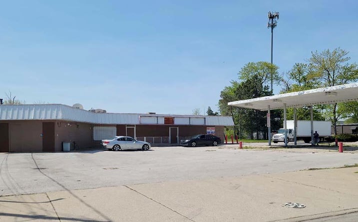 Pictures of Retail property located at 1525 W Alexis Rd, Toledo, OH 43612 for sales - image #1