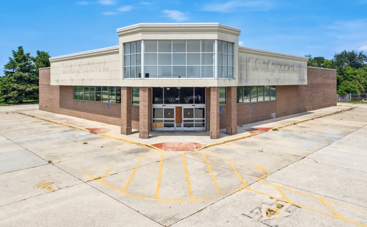 Pictures of Land, Retail property located at 7401 Read Blvd, New Orleans, LA 70127 for sales - image #1