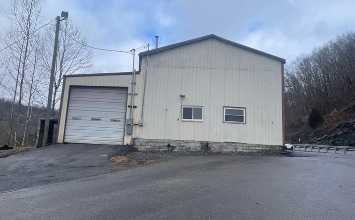 Pictures of Mixed Use property located at 110 Redwood Dr, Raven, VA 24639 for sales - image #1