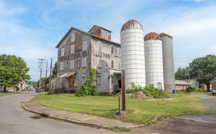 Pictures of Retail, Office, Mixed Use property located at 221 Lower Market St, Milton, PA 17847 for sales - image #1