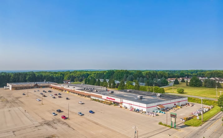 Pictures of Retail property located at 100 Hadley Rd, Greenville, PA 16125 for sales - image #1