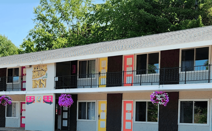 Pictures of Hospitality property located at 2493 US-41, Marquette, MI 49855 for sales - image #1