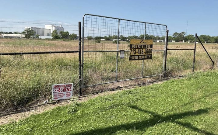 Pictures of Land, Mixed Use property located at 304 E york St Track 2, Ganado, TX 77962 for sales - image #1
