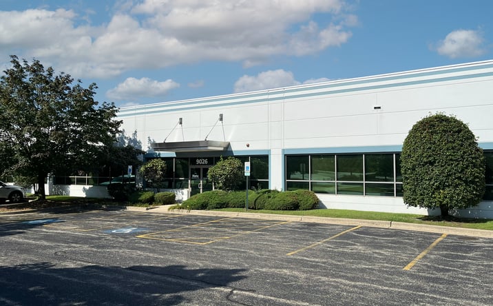 Pictures of Industrial, Office property located at 9026 Heritage Pkwy, Woodridge, IL 60517 for sales - image #1