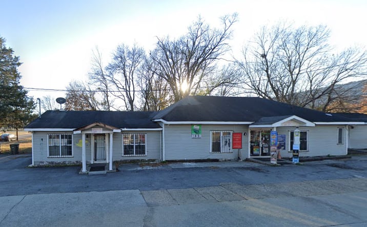 Pictures of Mixed Use, Office, Retail property located at 202 W 38th Street, Chattanooga, TN 37410 for sales - image #1