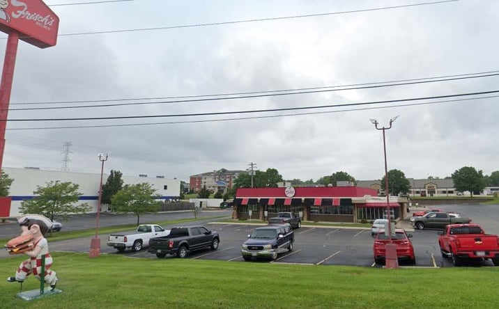 Pictures of Retail property located at 8201 Claude-Thomas Rd, Franklin, OH 45005 for sales - image #1