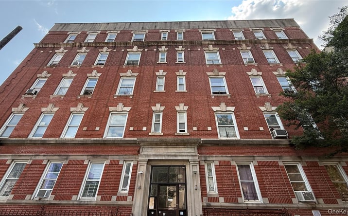 Pictures of Multifamily property located at 560 E 189th Street, New York, NY 10458 for sales - image #1