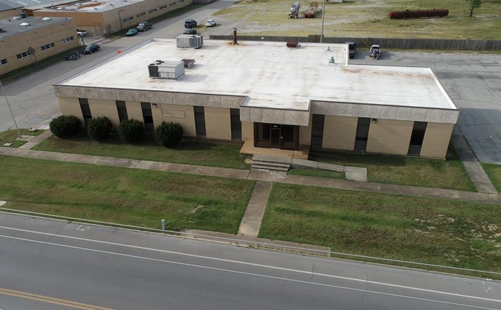 Pictures of Office property located at 824 E 4th St, Pittsburg, KS 66762 for sales - image #1