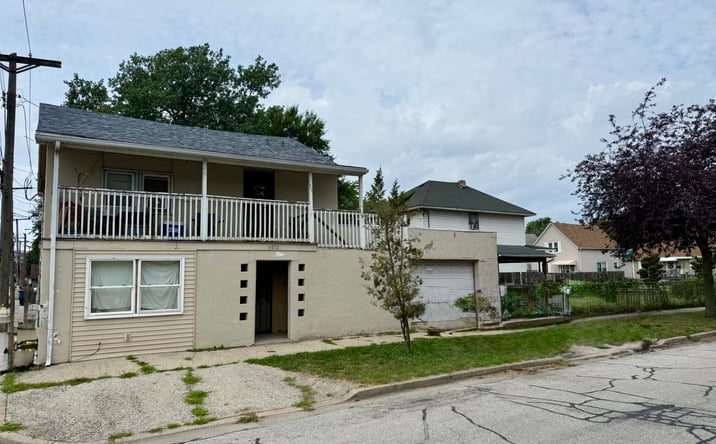 Pictures of Multifamily property located at 4812 Linden Avenue, Hammond, IN 46327 for sales - image #1