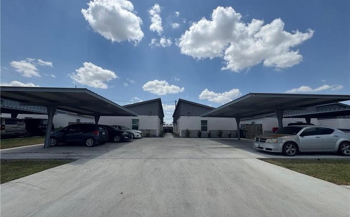Pictures of Multifamily property located at 1702 Playa Street, Weslaco, TX 78596 for sales - image #1