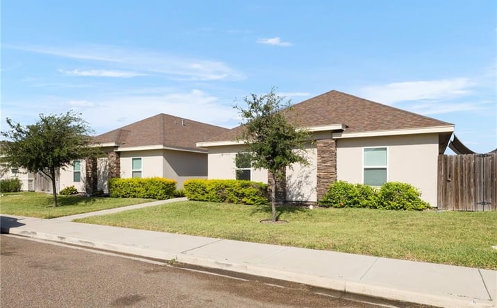 Pictures of Multifamily property located at 409 Downing Avenue, Edinburg, TX 78539 for sales - image #1
