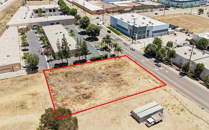 Pictures of Land property located at 18175 Collier Ave, Lake Elsinore, CA 92530 for sales - image #1