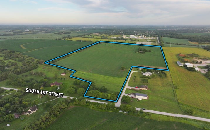 Pictures of Land property located at Winfield Road, Lincoln, NE 68512 for sales - image #1