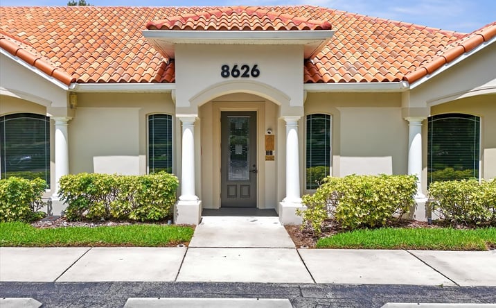 Pictures of Office property located at 8626 N Himes Ave, Tampa, FL 33614 for sales - image #1