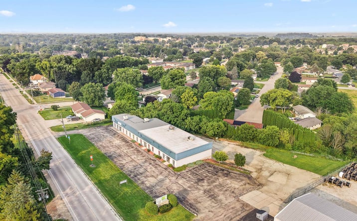 Pictures of Retail, Office, Special Purpose property located at 1015-1019 S Spring, Beaver Dam, WI 53916 for sales - image #1