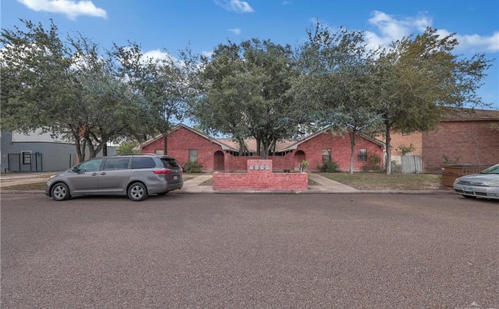 Pictures of Multifamily property located at 1620 Norma Lane, Edinburg, TX 78539 for sales - image #1