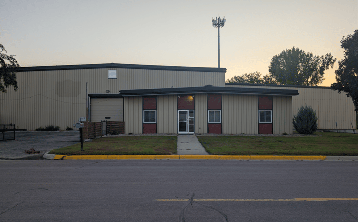 Pictures of Industrial property located at 1119 Center St, North Mankato, MN 56003 for sales - image #1