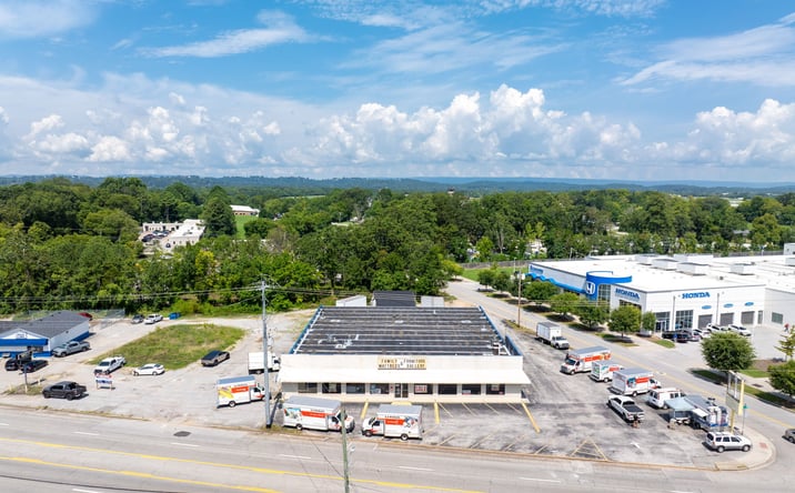 image of property at 5919 LEE HWY Chattanooga TN 37421-3510