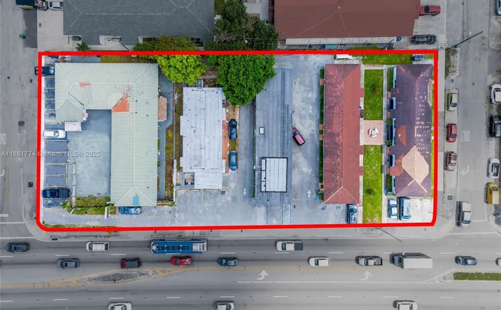 Pictures of Land property located at 4831 W Flagler St, Miami, FL 33134 for sales - image #1