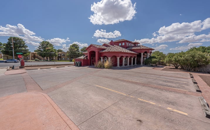 Pictures of Retail, Special Purpose, Business for Sale property located at 3015 Hualapai Mountain Rd, Kingman, AZ 86401 for sales - image #1