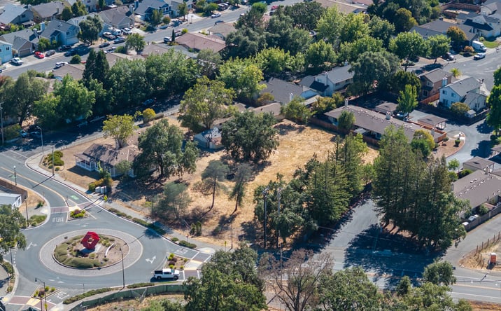 Pictures of Land property located at 9551 Old Redwood Hwy, Windsor, CA 95492 for sales - image #1