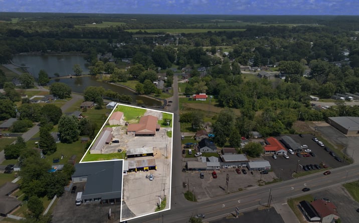 Pictures of Business for Sale, Multifamily, Office, Senior Living property located at 756 Lakeshore Dr, Scottsburg, IN 47170 for sales - image #1