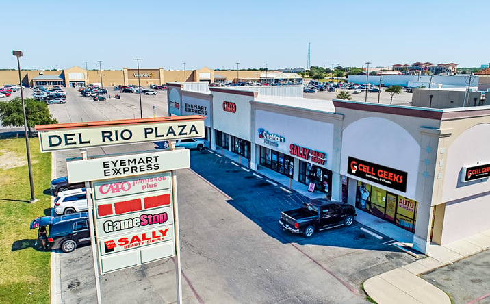 Pictures of Retail property located at 2415 Veterans Blvd, Del Rio, TX 78840 for sales - image #1