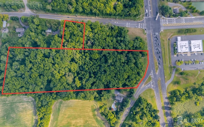 Pictures of Land property located at 0-0 US-130 Highway, Cranbury, NJ 08512 for sales - image #1