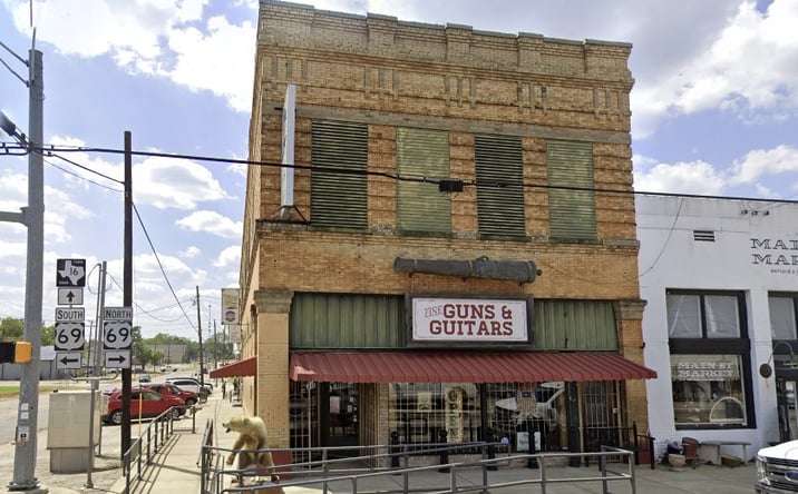 Pictures of Mixed Use, Office, Retail property located at 100 N Main St, Lindale, TX 75771 for sales - image #1