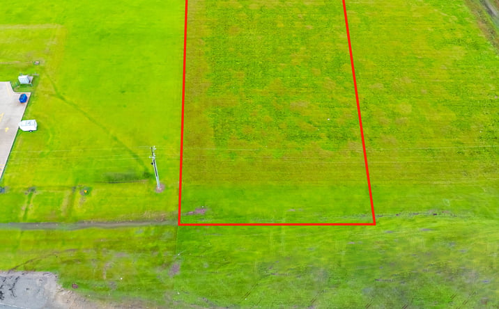 Pictures of Land property located at 1028 Northwest Blvd, Franklin, LA 70538 for sales - image #1