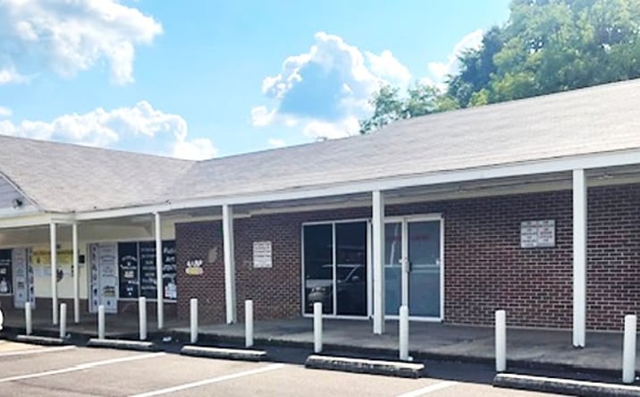 Pictures of Retail, Land property located at 4064 St. Elmo Ave, Memphis, TN 38128 for sales - image #1