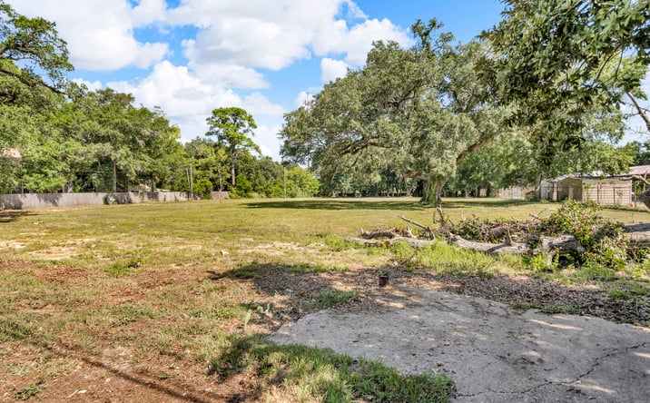 Pictures of Land property located at 1126 Judge Sekul Ave., Biloxi, MS 39530 for sales - image #1