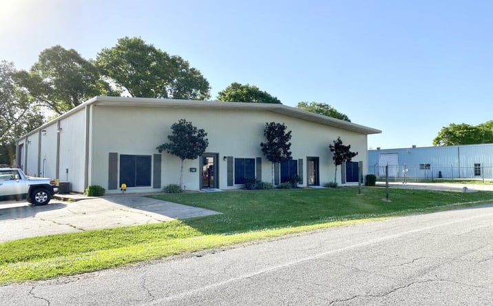 Pictures of Office, Industrial property located at 204 Burgess Drive, Broussard, LA 70518 for sales - image #1