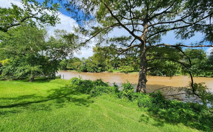 Pictures of Land property located at 1206 US-167, Abbeville, LA 70510 for sales - image #1