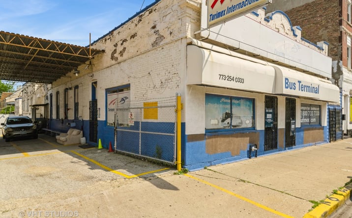 Pictures of Retail property located at 2139 S California Avenue, Chicago, IL 60608 for sales - image #1