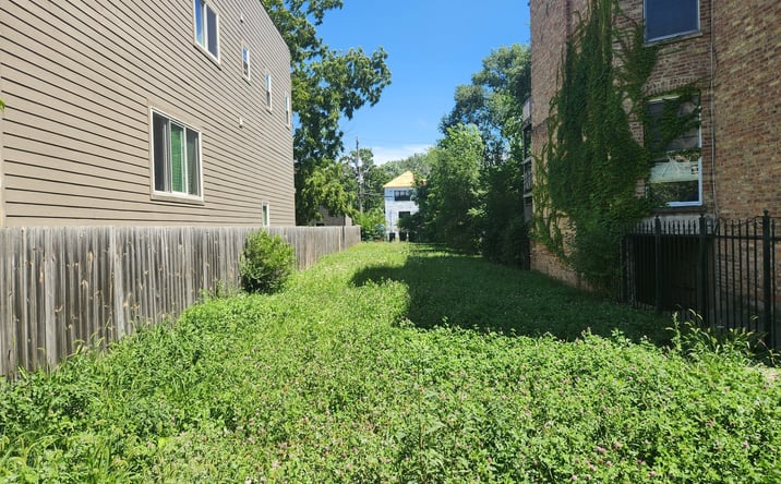 Pictures of Land, Multifamily property located at 6545 S Woodlawn Avenue, Chicago, IL 60637 for sales - image #1