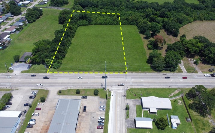 Pictures of Land property located at 2000 Blk Ambassador Caffery Parkway, Lafayette, LA 70506 for sales - image #1